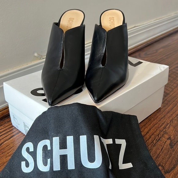 SCHUTZ Shoes - SCHUTZ heels 8.5 Docia Mules Summer Mestico (NY) Brand new in the dust bag.
